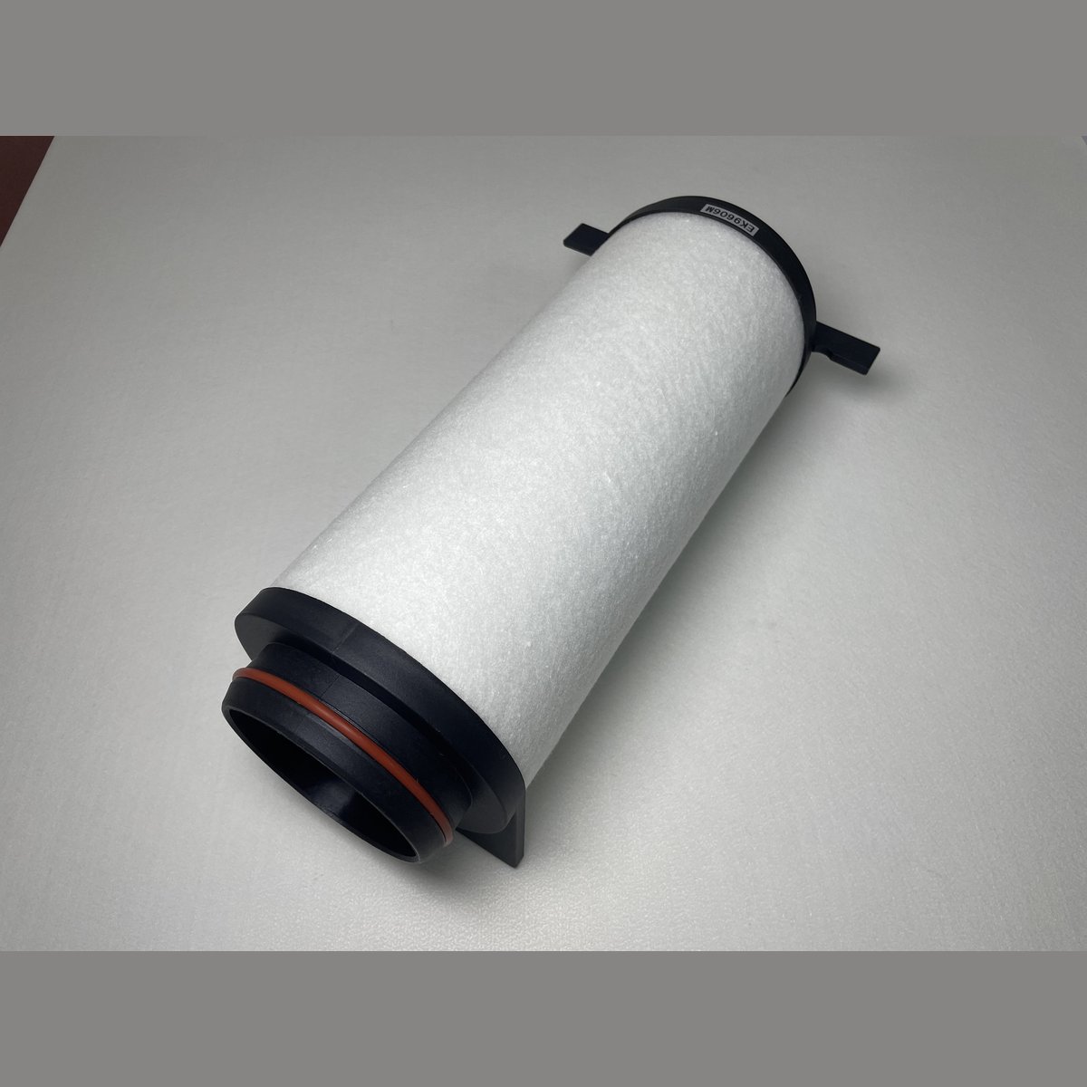 Vacuum pump exhaust filter cartridge